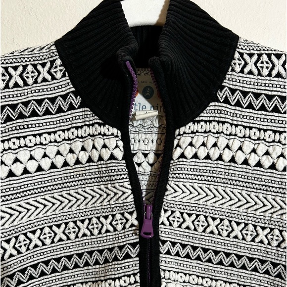 Title Nine Black and White Long Sleeve Quarter Zip Wool Blend Pullover Top Large - Picture 11 of 12